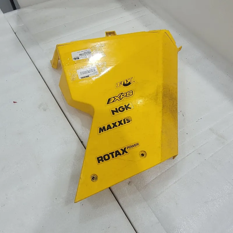 Yellow RH Front Latera 50% Nouvel Arrivage